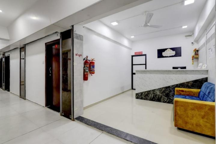 Hotel Nexus Surat Bagian luar foto